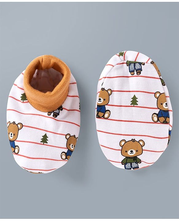 Babyhug 100% Cotton Interlock Knit Striped Mittens & Booties Set With Teddy Bear Print - White