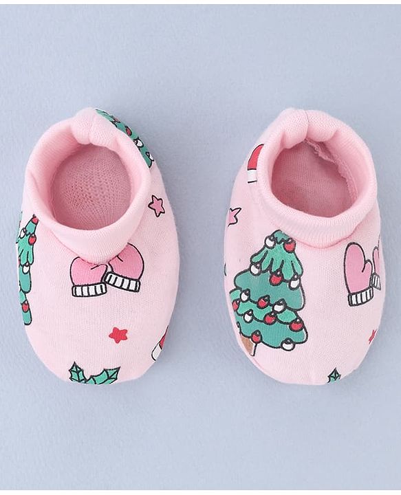 Babyhug 100% Cotton Interlock Knit Mittens and Booties Set With Tropical Print - Pink
