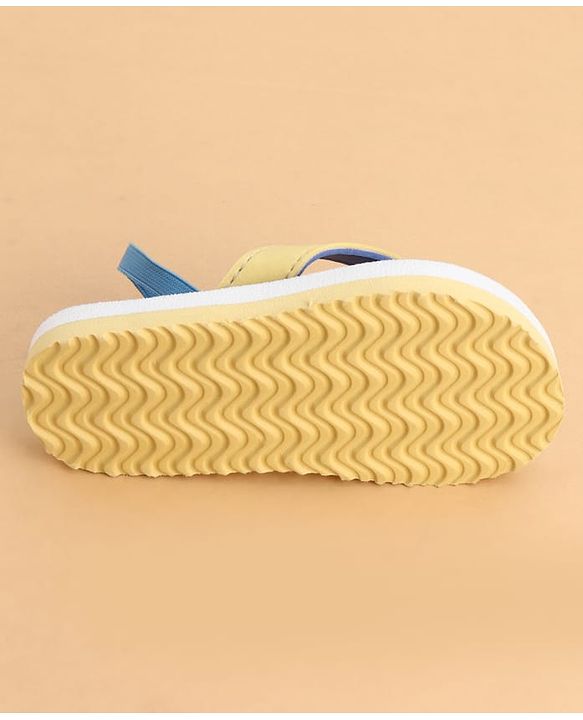 Cute Walk by Babyhug Back Strap Flip Flops With Vehicle Print - Blue