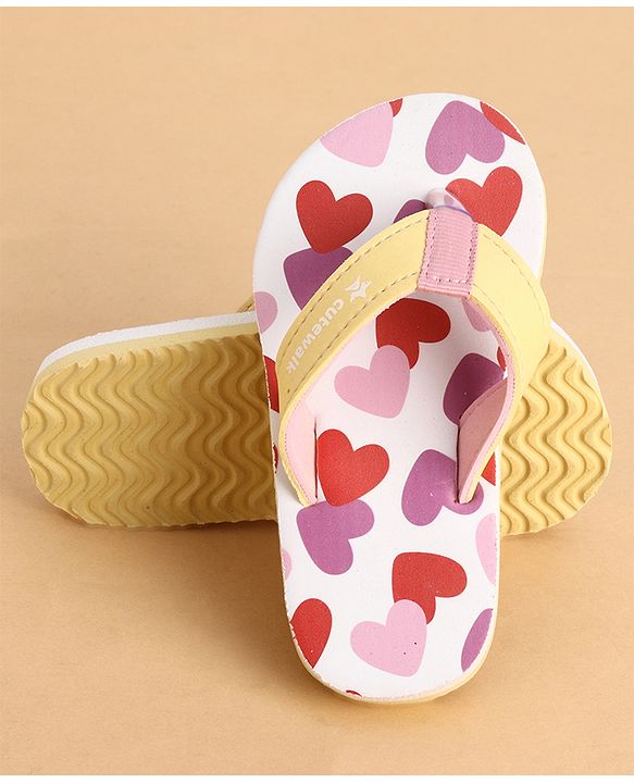 Cute Walk by Babyhug Slip On Closure Flip Flops With Heart Print - Pink