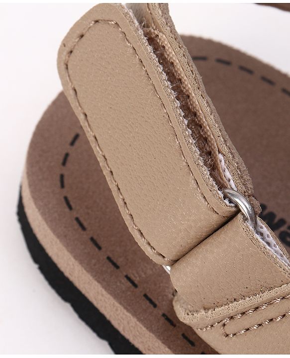 Cute Walk by Babyhug Velcro Closure Solid Sandal in Beige