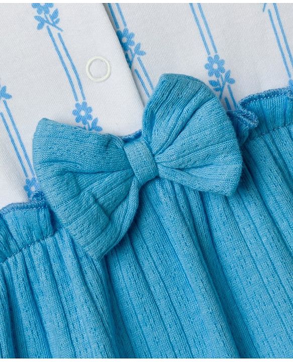 Babyhug 100% Cotton Knit Full Sleeves Floral Printed Sleepsuit With Bow Applique - Light Blue