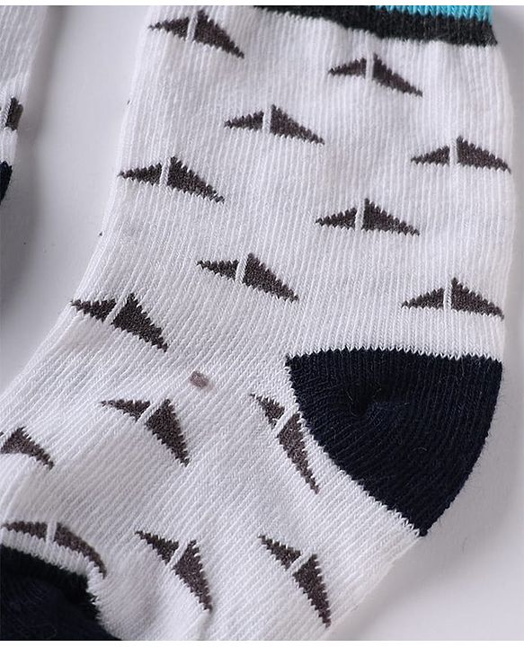 Cute Walk by Babyhug Knit Anti-Bacterial Ankle Length Striped Socks With Design Pack of 5 - Black, White & Grey