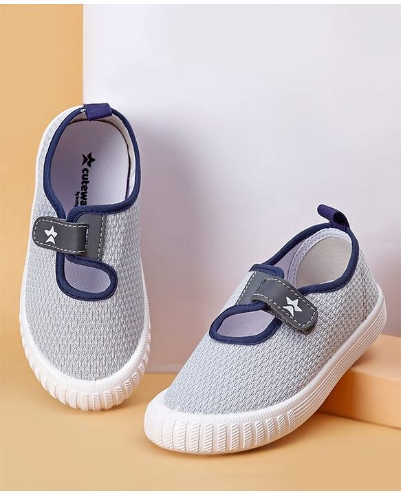Cute Walk by Babyhug Velcro Closure Casual Shoes - Grey