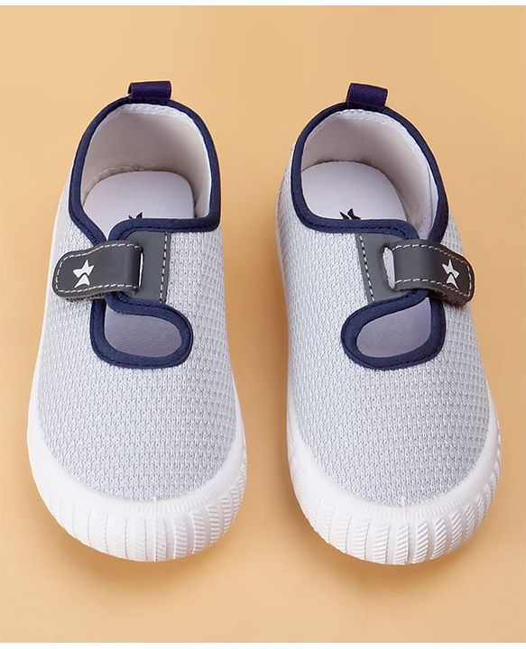 Cute Walk by Babyhug Velcro Closure Casual Shoes - Grey