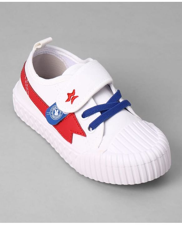 Cute Walk by Babyhug Velcro Closure Solid Casual Shoes - White