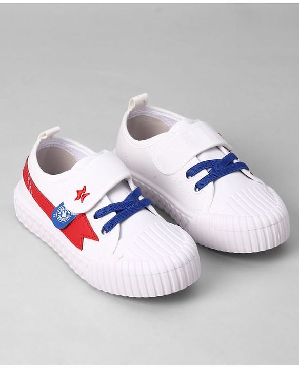 Cute Walk by Babyhug Velcro Closure Solid Casual Shoes - White