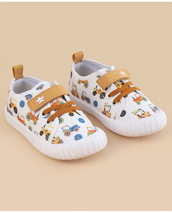 Cute Walk by Babyhug Velcro Closure Casual Shoes With Vehicle Print - White