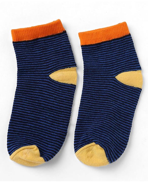 Cute Walk by Babyhug Knit Socks with Vehicles & Star Print Pack of 3 in Blue & Black