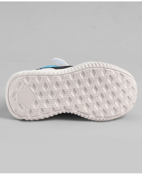 Cute Walk by Babyhug Velcro Closure Star Printed Sneakers - White