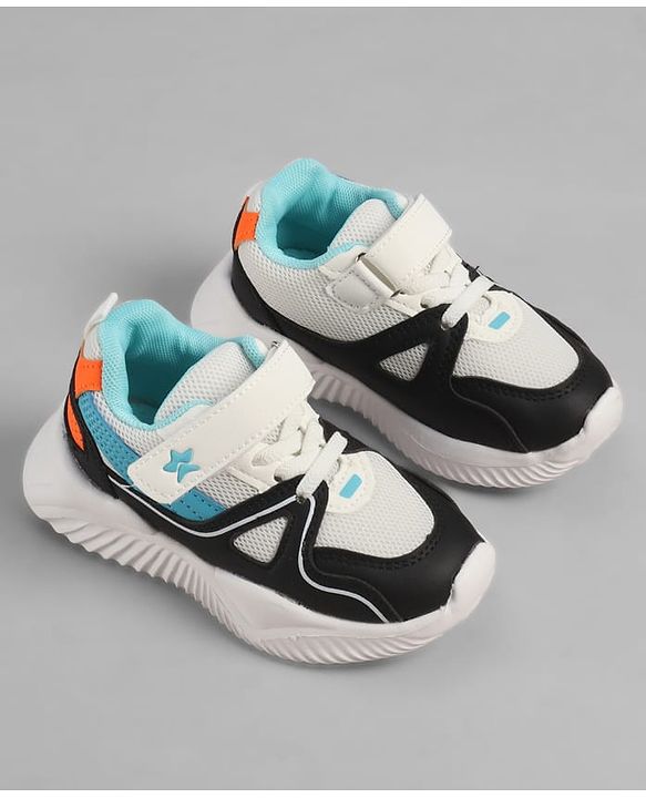 Cute Walk by Babyhug Velcro Closure Star Printed Sneakers - White