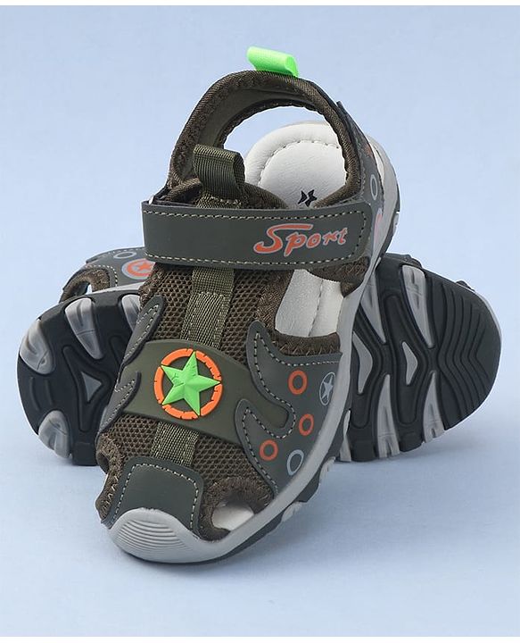 Cute Walk by Babyhug Velcro Closure Sandal Star Applique - Green