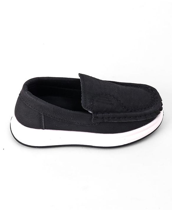 Cute Walk by Babyhug Slip On Solid Formal & Party Wear Shoes - Black