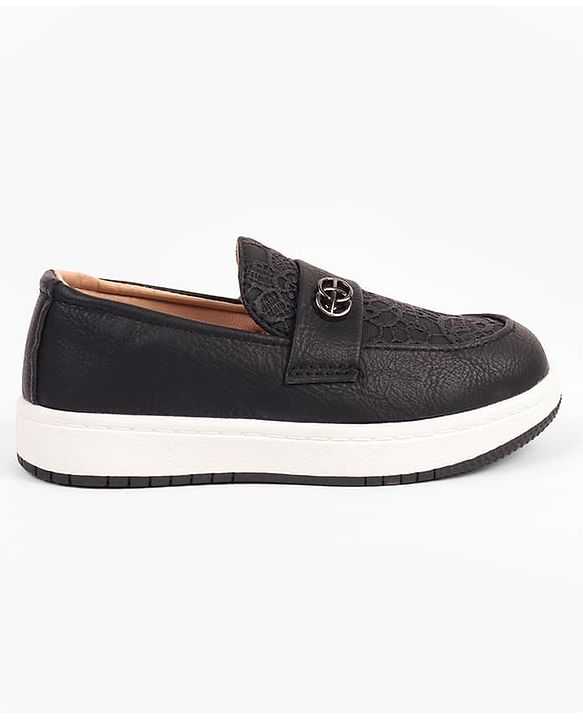 Cute Walk by Babyhug Slip On Solid Formal & Party Wear Shoes  - Black