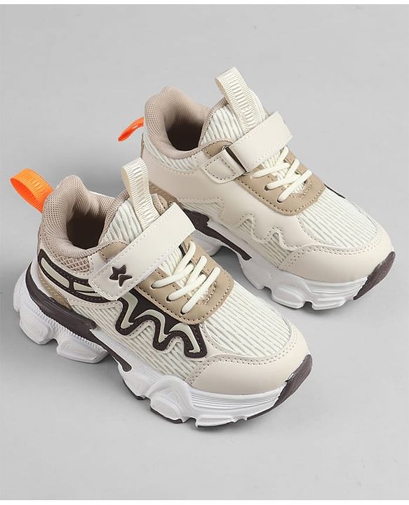 Cute Walk by Babyhug Velcro Closure Solid Sneakers - Beige