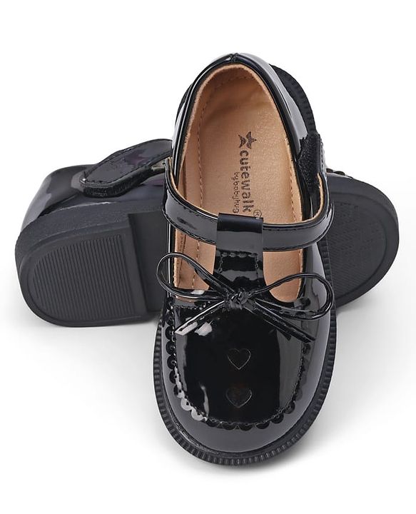 Cute Walk by Babyhug Velcro Closure Solid Shoes With Bow Applique - Black