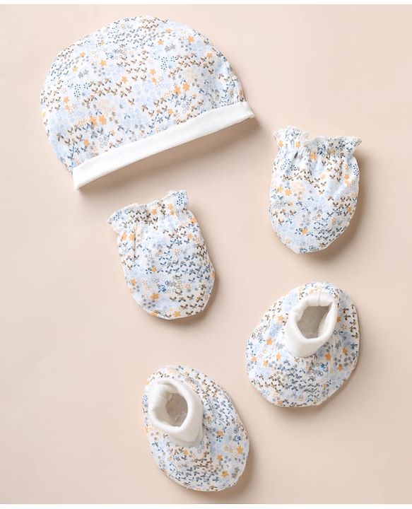 Babyhug 100% Cotton Interlock Knit Cap, Mitten & Booties with Bees, Bugs & Butterfly Print White - Diameter 15 cm