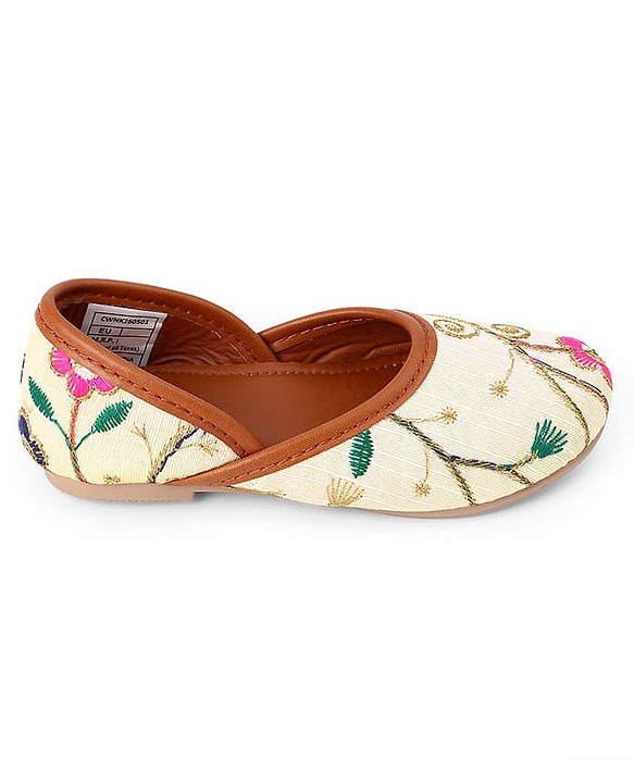 Cute Walk by Babyhug Slip On Ethnic Printed Mojaris in Beige