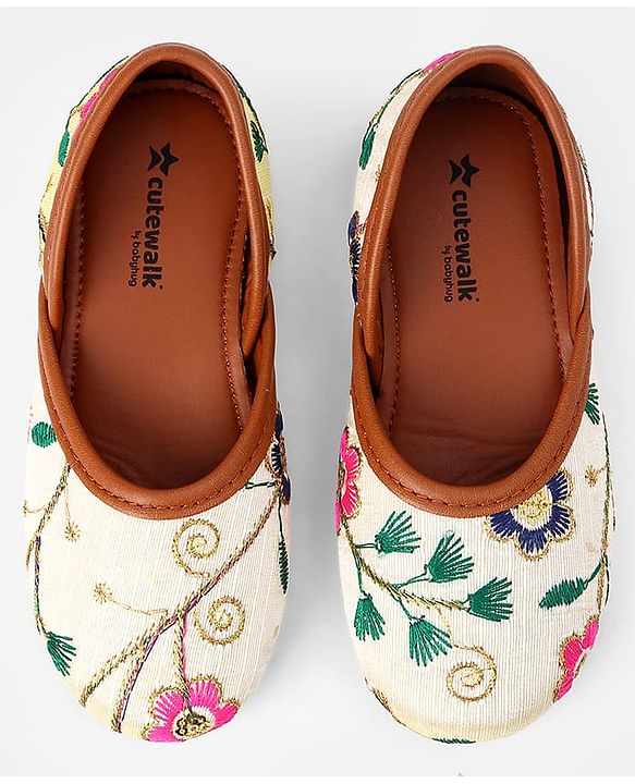 Cute Walk by Babyhug Slip On Ethnic Printed Mojaris in Beige