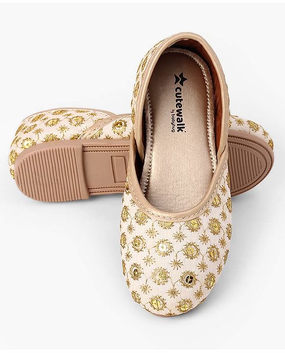 Cute Walk by Babyhug Slip On Ethnic Printed Mojaris in Golden