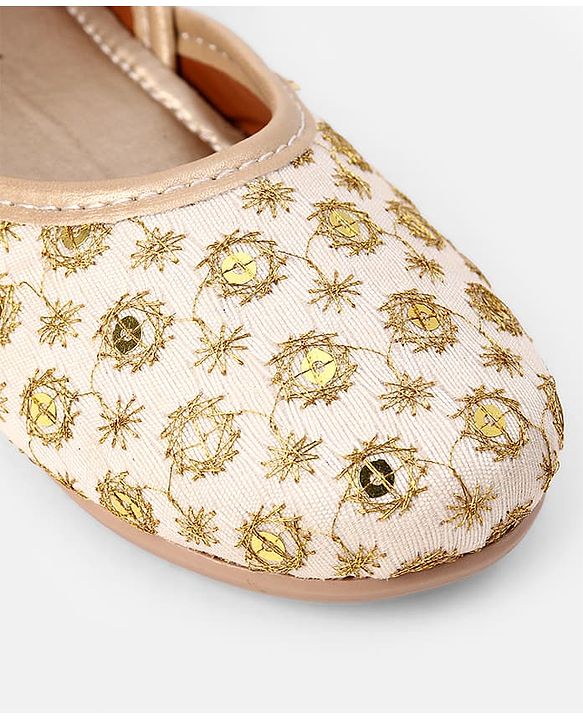 Cute Walk by Babyhug Slip On Ethnic Printed Mojaris in Golden