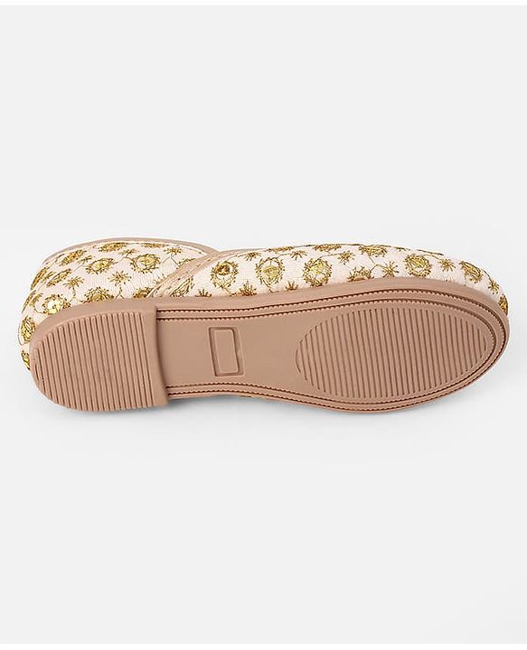 Cute Walk by Babyhug Slip On Ethnic Printed Mojaris in Golden