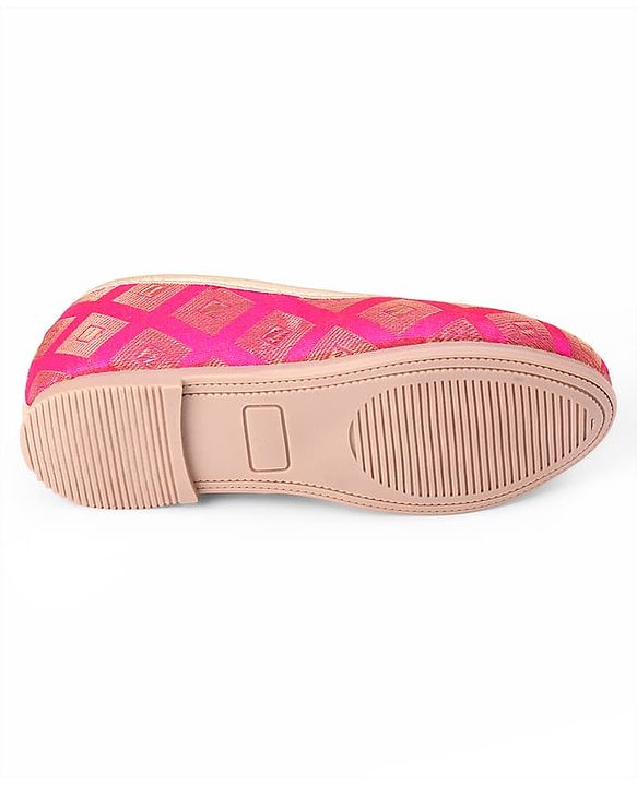Cute Walk by Babyhug Slip On Ethnic Printed Mojaris - Dark Pink