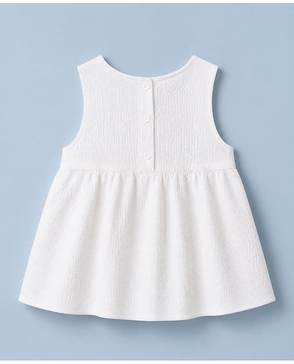 Babyhug 100% Cotton Woven Sleeveless Top and Shorts Set With Bow Applique - White