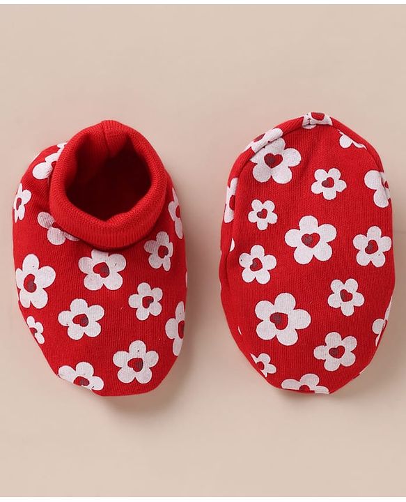 Babyhug 100% Cotton Interlock Knit Cap, Mitten & Booties with Floral Print Read - Diameter 10.5 cm
