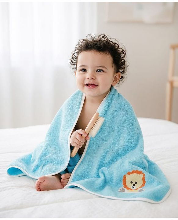 Babyhug Cotton Knit Microfiber Towel With Tiger Embroidery L 31.5 X B 22.5 cm - Aqua Blue