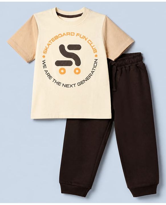 Pine Kids 100% Cotton Single Jersey Half Sleeves T-Shirt and Jogger with Skateboard Fun Club Print in Offwhite for 5-6 Years
