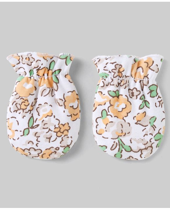 Babyhug 100% Cotton Interlock Knit Caps, Mittens & Booties with Floral Print White - Diameter 10.5 cm