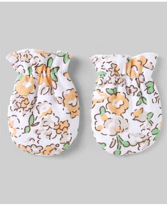 Babyhug 100% Cotton Interlock Knit Caps, Mittens & Booties with Floral Print White - Diameter 10.5 cm
