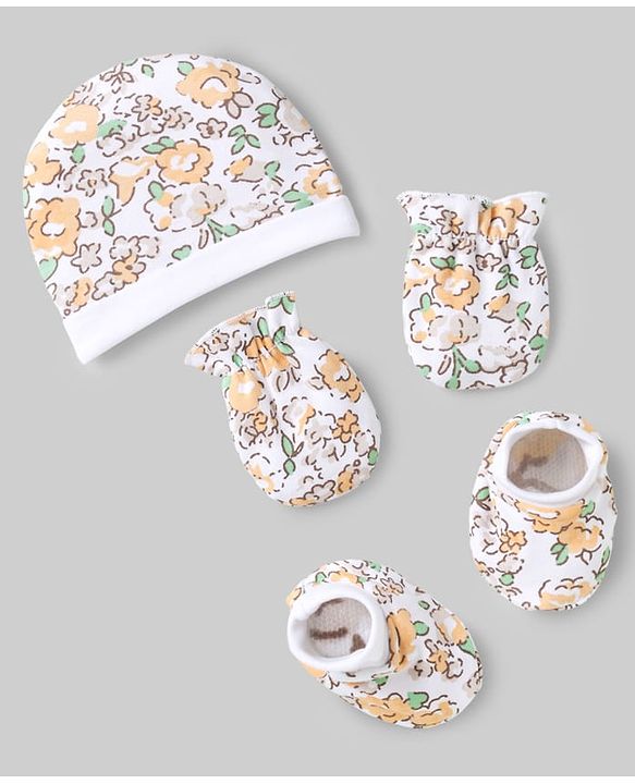 Babyhug 100% Cotton Interlock Knit Caps, Mittens & Booties with Floral Print White - Diameter 10.5 cm