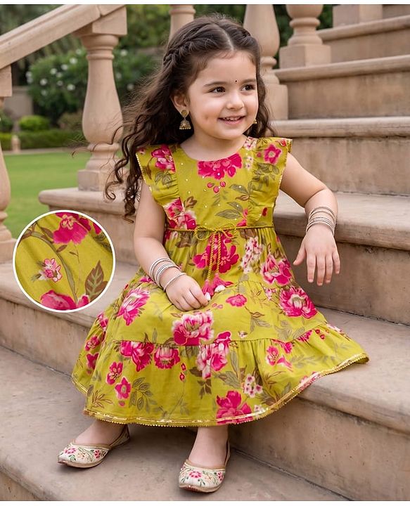 Babyhug Cambric Woven Ethnic Dresses with Half Sleeves and Floral Print in Green for New born