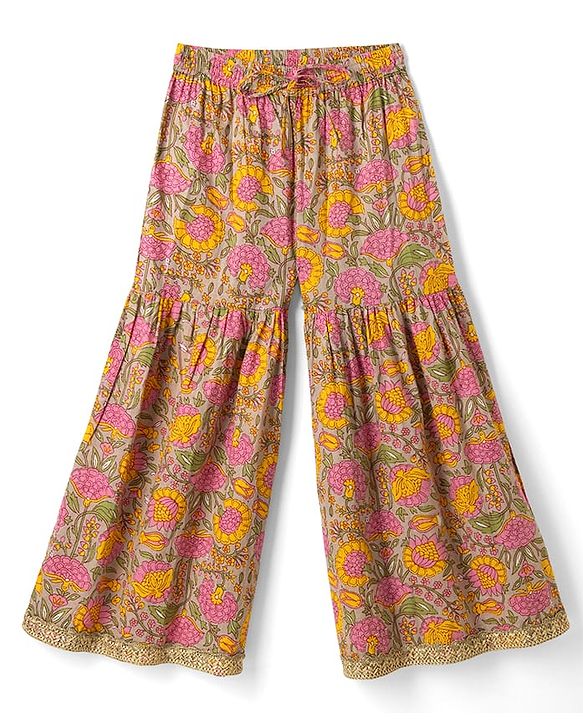 Pine Kids 100% Cotton Woven 3/4th Sleeves Kurti & Pat Set With Dupatta & Floral Print in Beige
