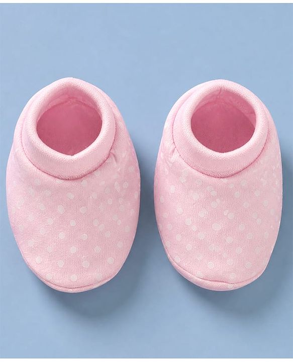 Babyhug 100% Cotton Interlock Knit Cap, Mitten & Booties with Polka Dots in Pink - Diameter - 14.5 cm