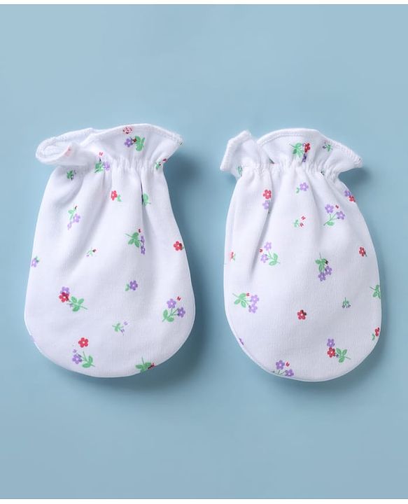 Babyhug 100% Cotton Interlock Knit Cap, Mitten & Booties with Floral Print White - Diameter 10 cm