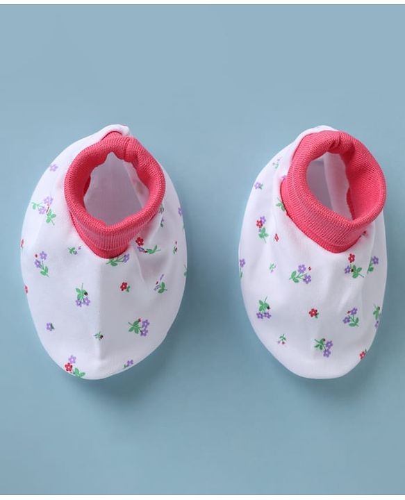 Babyhug 100% Cotton Interlock Knit Cap, Mitten & Booties with Floral Print White - Diameter 10 cm