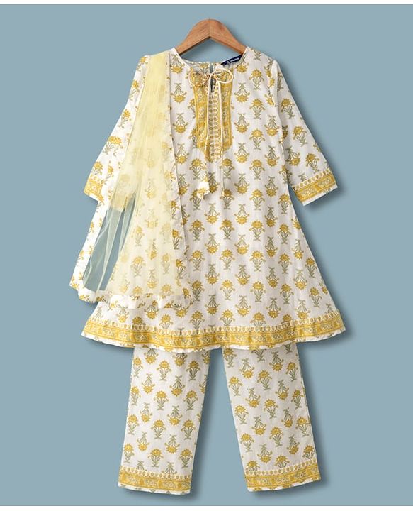 Pine Kids 100% Cotton Woven Full Sleeves Floral Printed Kurta & Pant Set With Dupatta - Off White