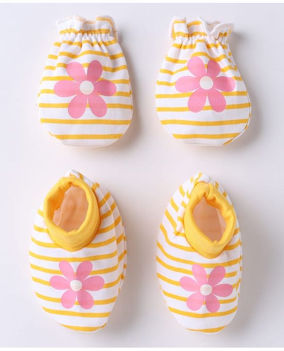 Babyhug 100% Cotton Interlock Knit Mittens & Booties With Floral Print - Yellow Pink