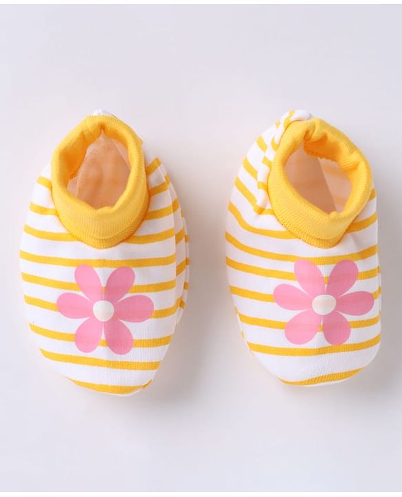 Babyhug 100% Cotton Interlock Knit Mittens & Booties With Floral Print - Yellow Pink