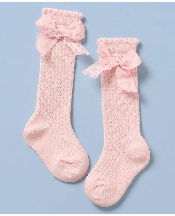 Cute Walk by Babyhug Cotton Cable Knit Calf Length Socks with Bow Applique in Pink