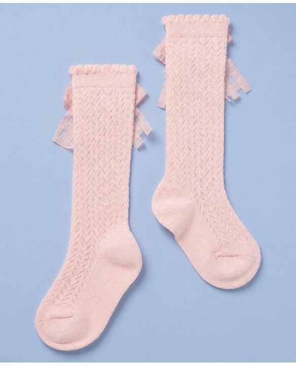 Cute Walk by Babyhug Cotton Cable Knit Calf Length Socks with Bow Applique in Pink
