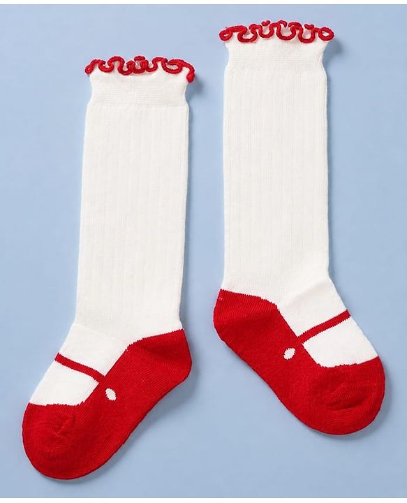 Cute Walk by Babyhug Cotton Knit Mid-Calf Socks with Bow Applique in Red