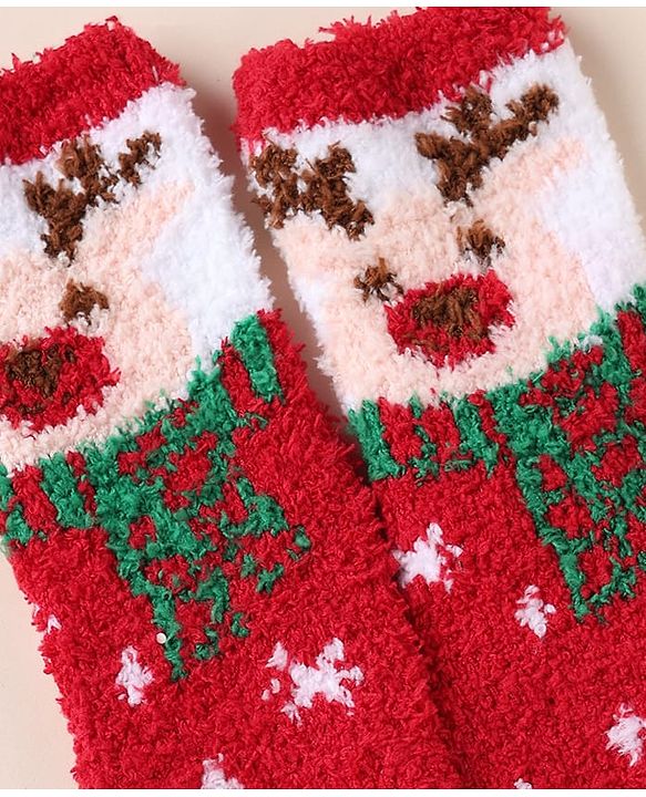 Cute Walk by Babyhug Knit Mid Calf Length Woolen Socks With Snow Design - Red