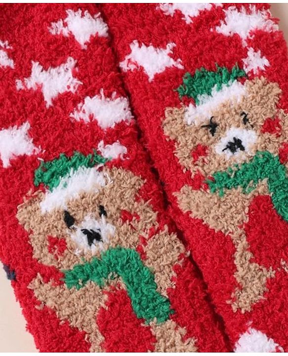 Cute Walk by Babyhug Mid Calf Length Woolen Socks With Snow Design - Red