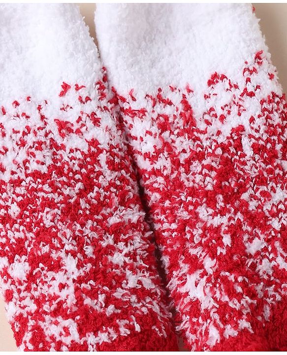 Cute walk by Babyhug Mid Calf Length Woolen Socks -Red