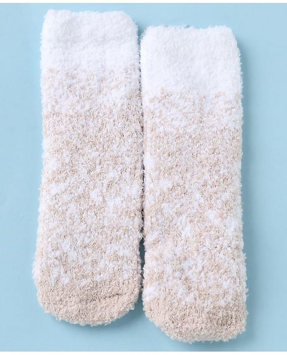 Cute walk by Babyhug Mid Calf Length Woolen Socks -Red