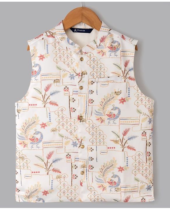 Pine Kids Woven Kurta Pyjama Set and Jacket with Full Sleeves and Peacock Print in Light Green